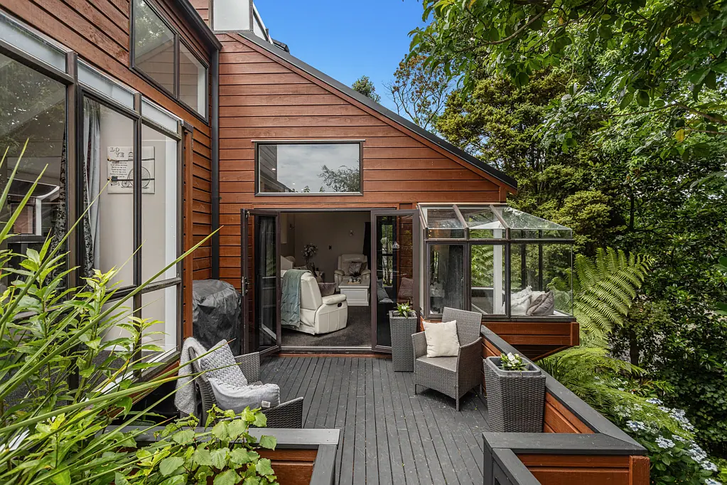 Whakatane 3 Bedroom Elegant, spacious and ready to enjoy!