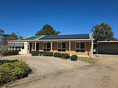 Applethorpe 3Moenga SPACE, COMFORT & LIFESTYLE ON 4,047M2