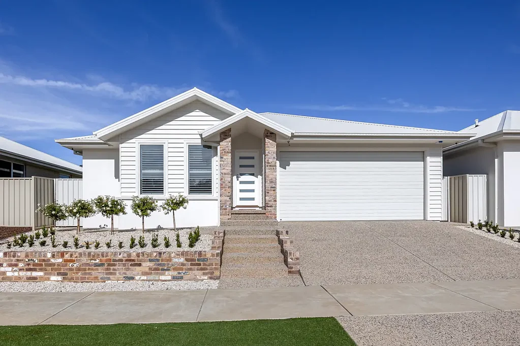 88 Indigo Drive, Lloyd, NSW 2650