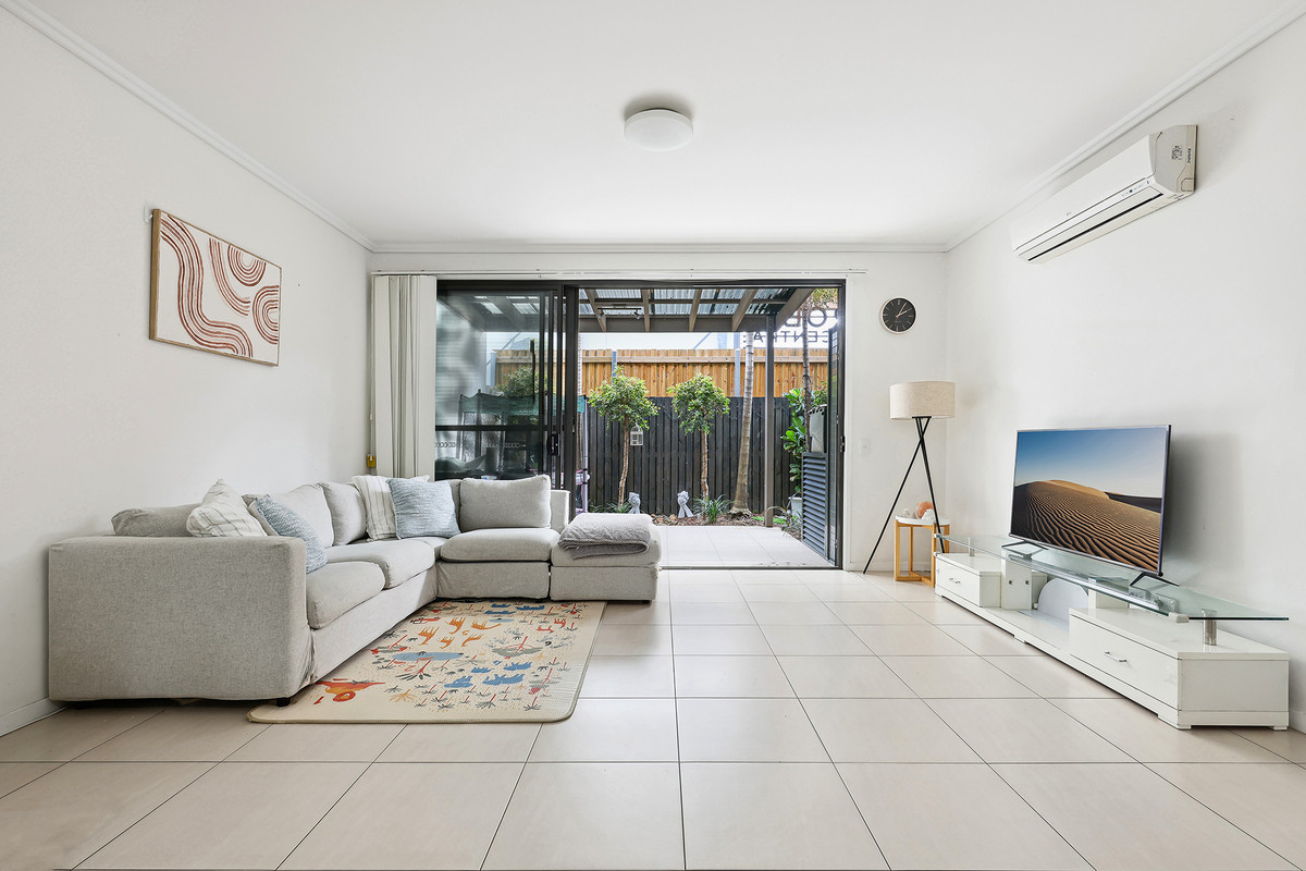 PADDINGTON TERRACES @ ROBINA 59 THE GARDENWAY, ROBINA QLD 4226, 0部屋, 0バスルーム, House