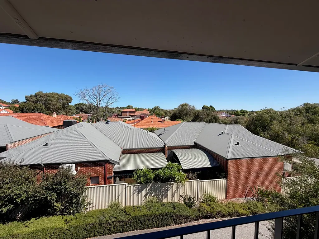 Mount Lawley 1房  Mid - high $400k's - Under offer