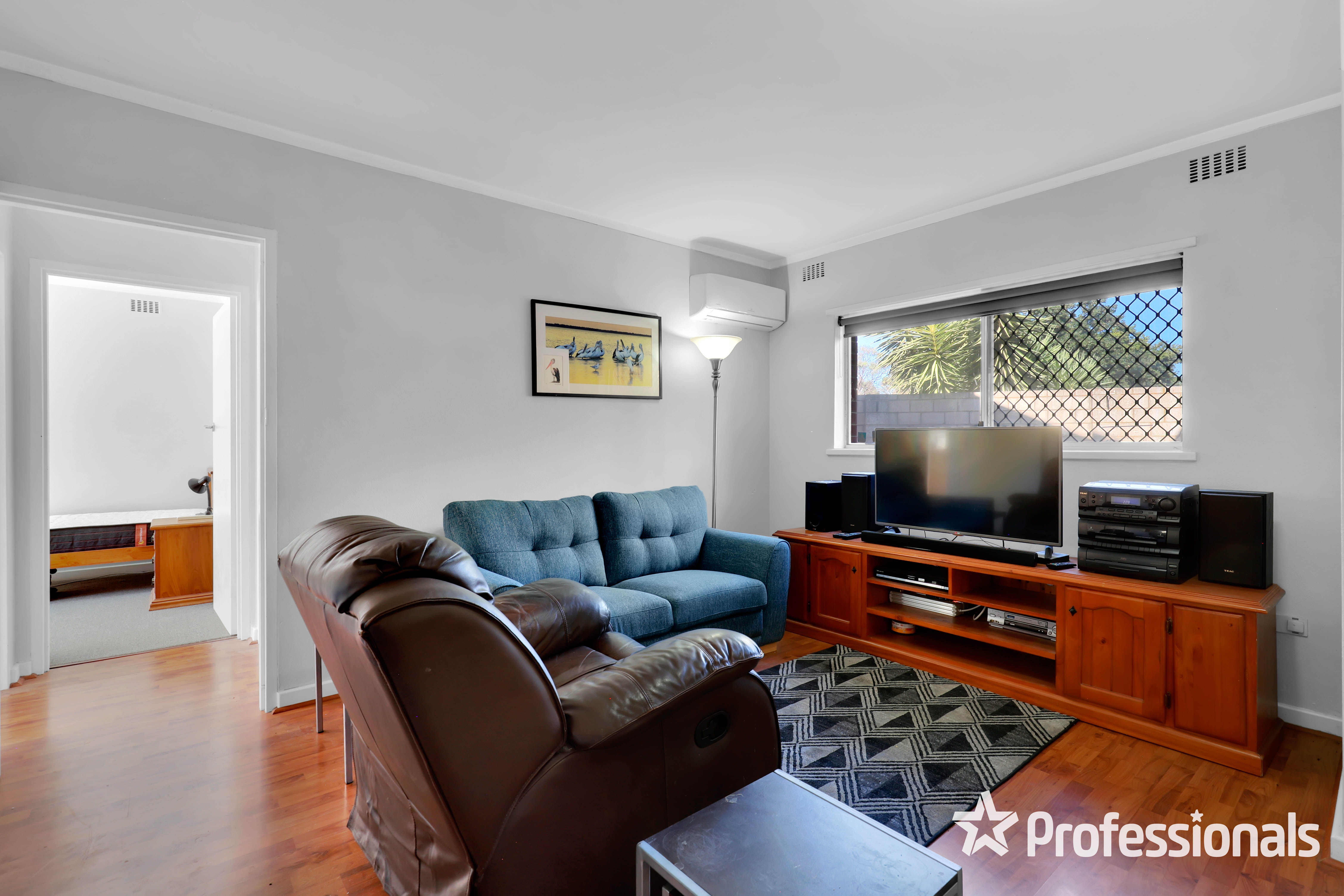 UNIT 1 2 BENJAMIN ST, ARMADALE WA 6112, 0房, 0浴, Unit