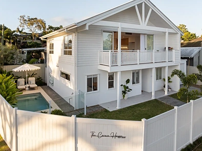 Labrador 4Habitaciones Brand New Entertainer's Delight in a Prime Labrador Location