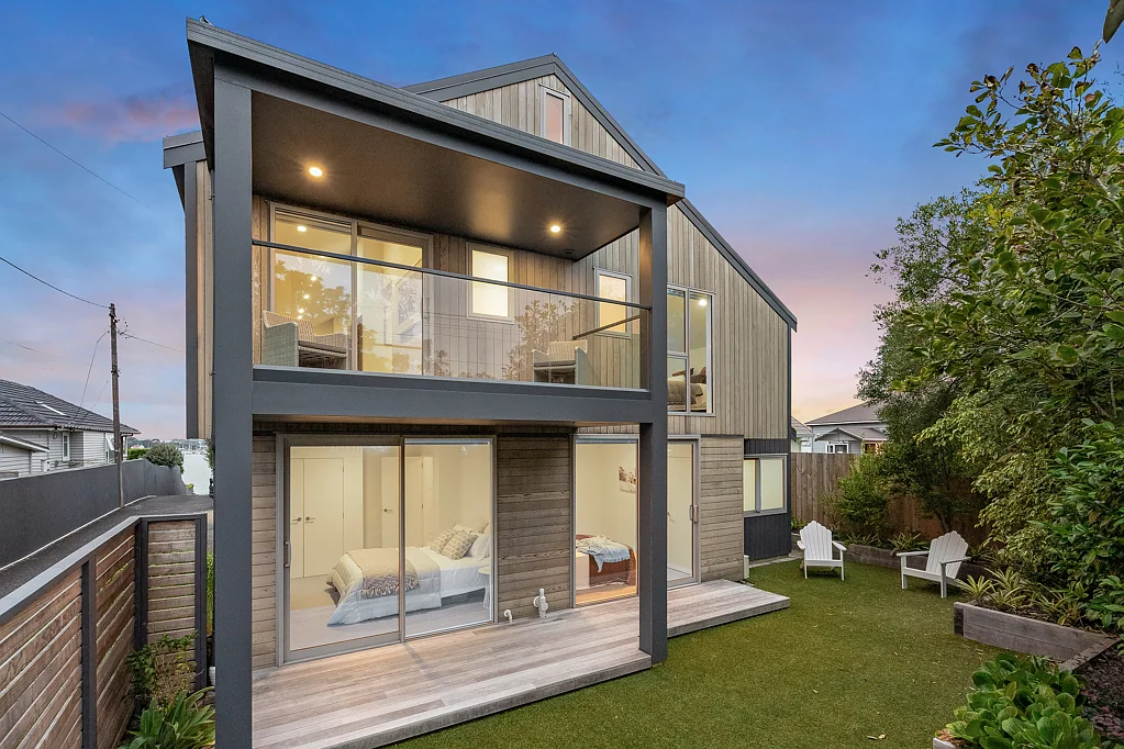 2/43 Princes Street, Northcote Point, North Shore City, Auckland