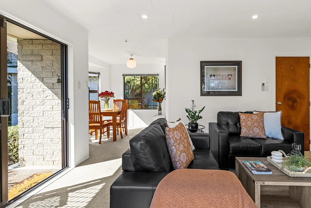 Havelock North 2ਬੈੱਡਰੂਮ Low-Maintenance Living a Stroll from the Village