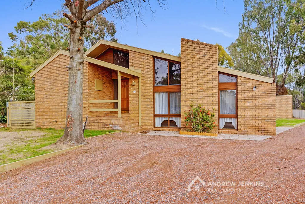 6 Robert Fuller Ct, Tocumwal, NSW 2714