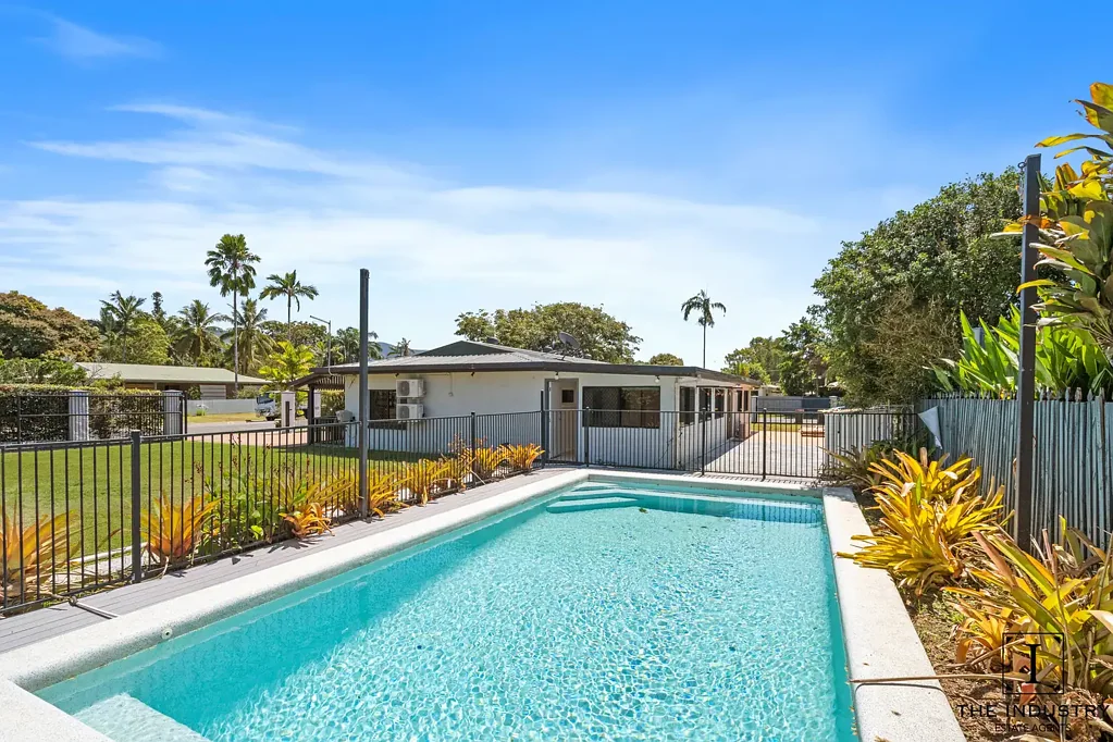 23-25 Wewak Street, Trinity Beach, QLD 4879