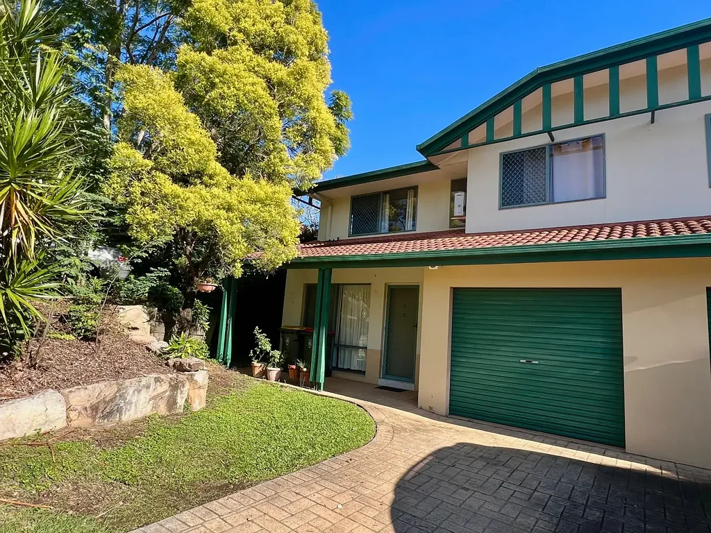 2/96 Marshall Road, Holland Park West, QLD 4121
