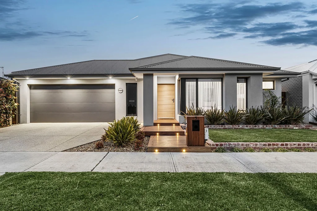 5 Serene Avenue, Armstrong Creek, VIC 3217