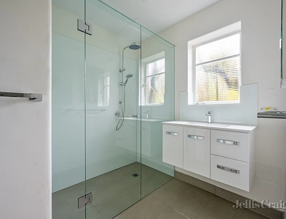 1/147 Lower Heidelberg Road, Ivanhoe East, North Melbourne, 2 Bedrooms, 1 Bathrooms, Apartment