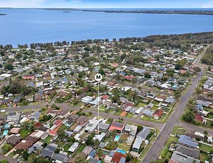 8A Clare Crescent, Berkeley Vale, NSW 2261, 3 rūma, 1 rūma horoi, House