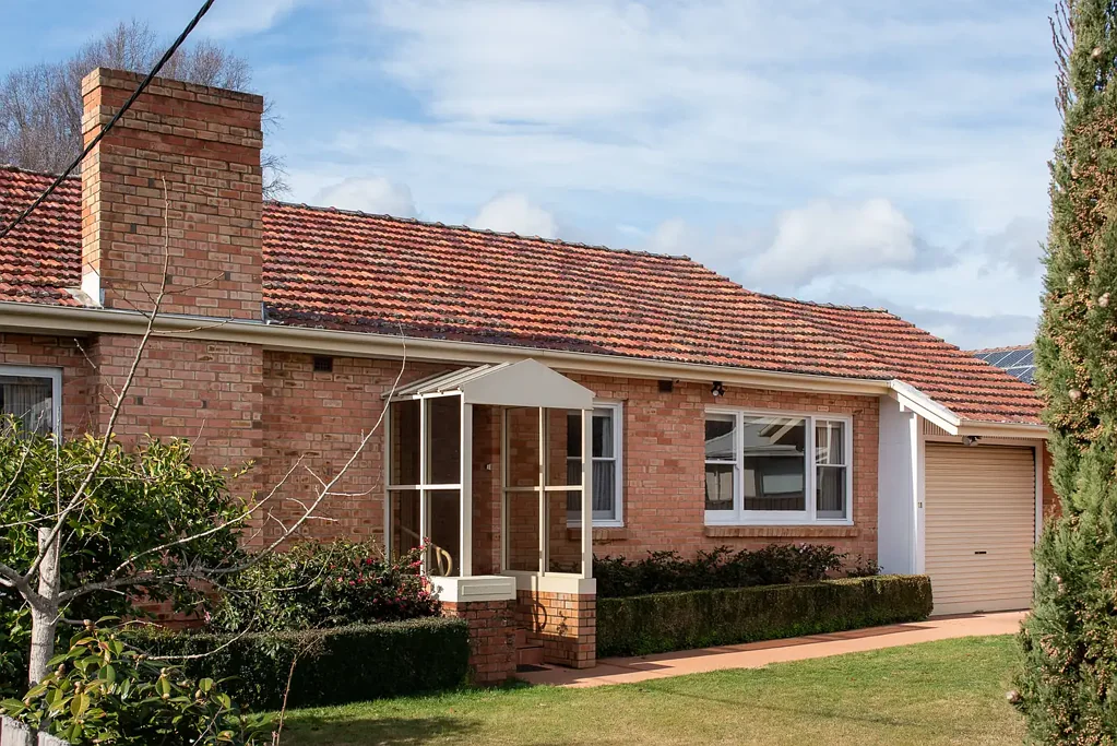 Newstead 4房  Comfortable Family Living with Great Potential in Newstead