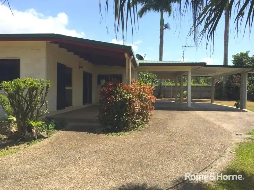 3 Bedroom Family Home in Mossman
