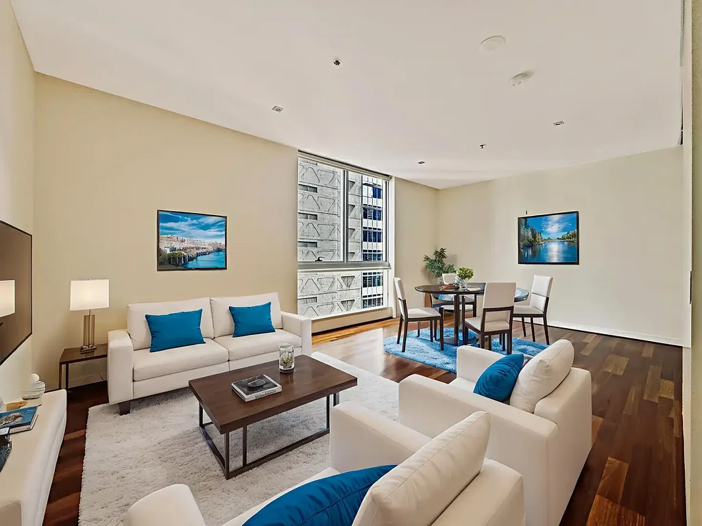 Stylish Modern Residence in the Heart of Melbourne CBD
