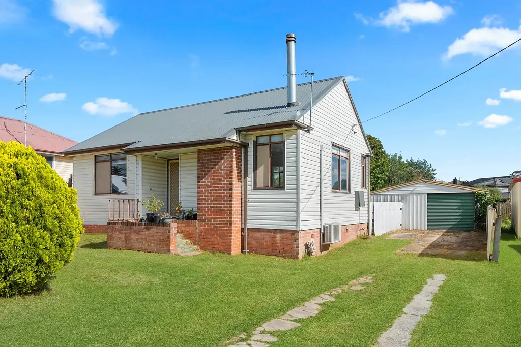 Goulburn 2房  North-Facing Two-Bedroom Home with Generous Garage & Workshop