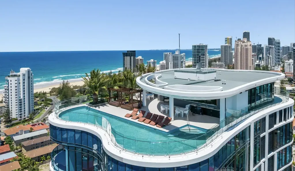 Luxury Beachside Living on the 20th Floor - The Gallery Residences, Broadbeach