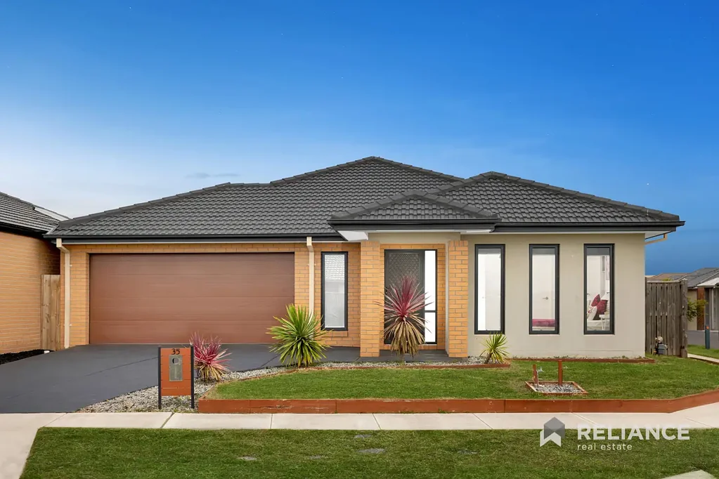 Wyndham Vale 3Kwarto Stylish, Spacious & Convenient Family Living in the Heart of Manor Lakes!