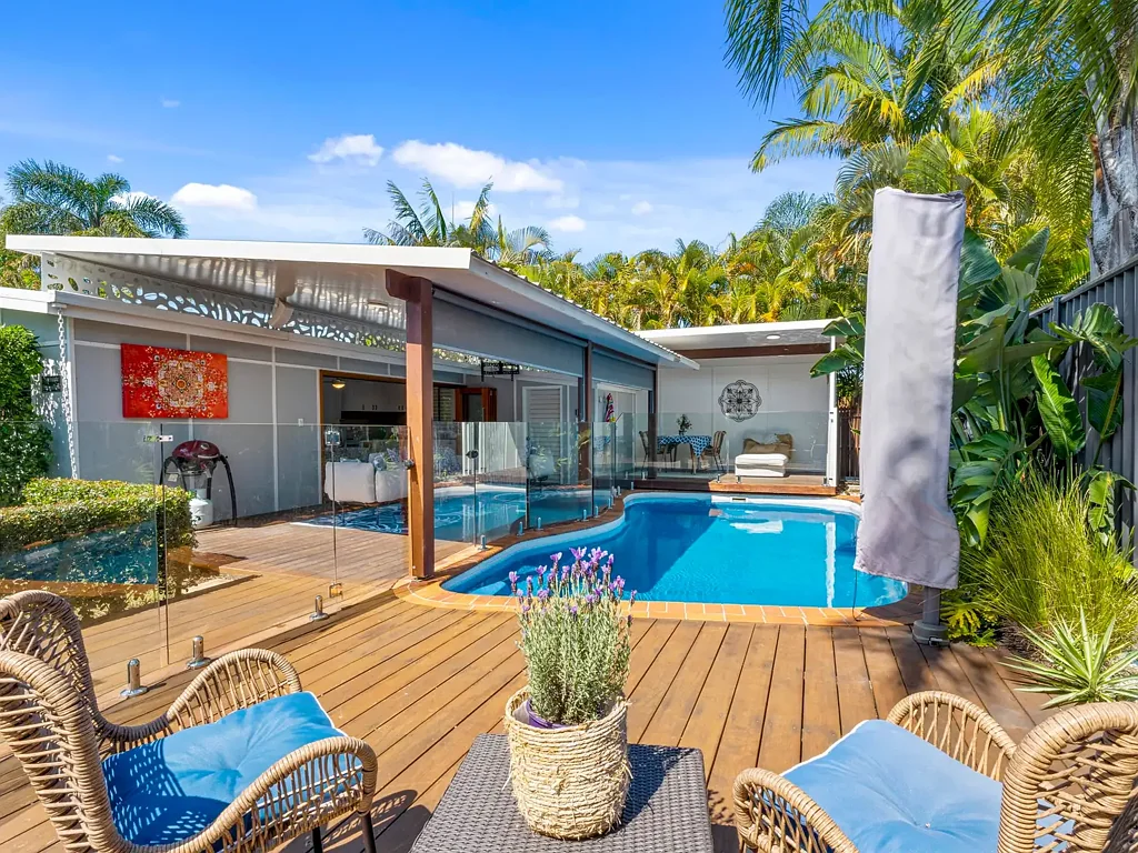56 Whiting Street, Labrador, QLD 4215