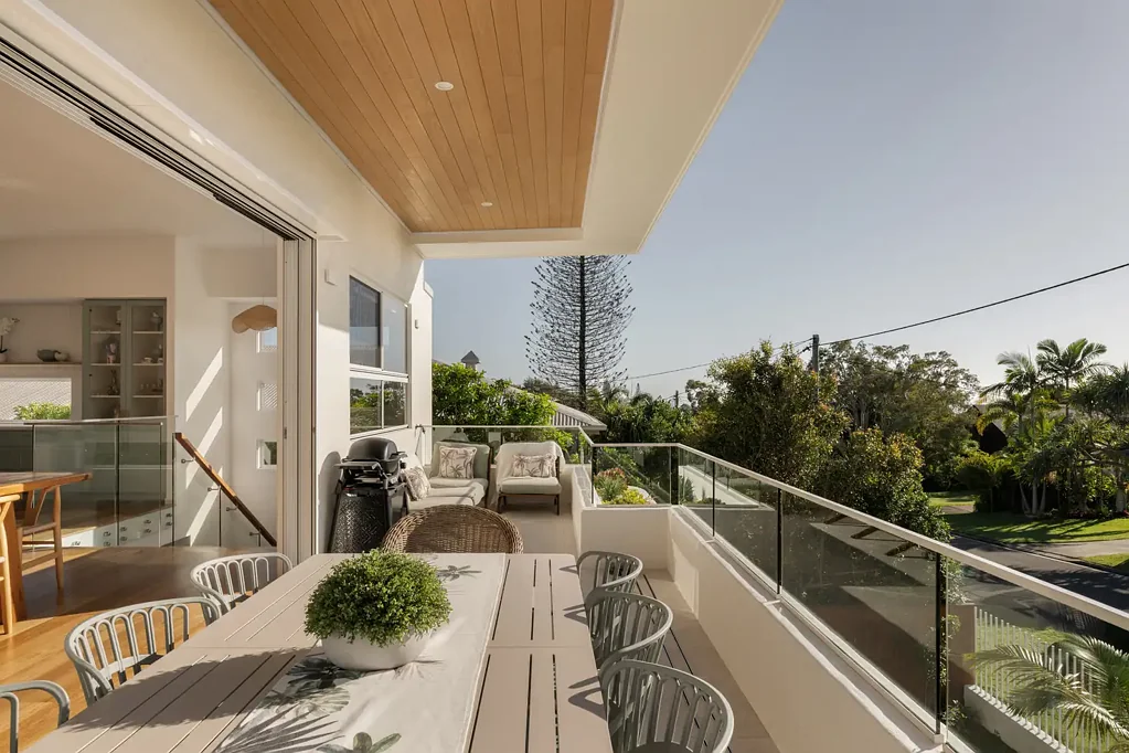 Shelly Beach 4ห้องนอน Stunning Bespoke Build, One Block to Shelly Beach!