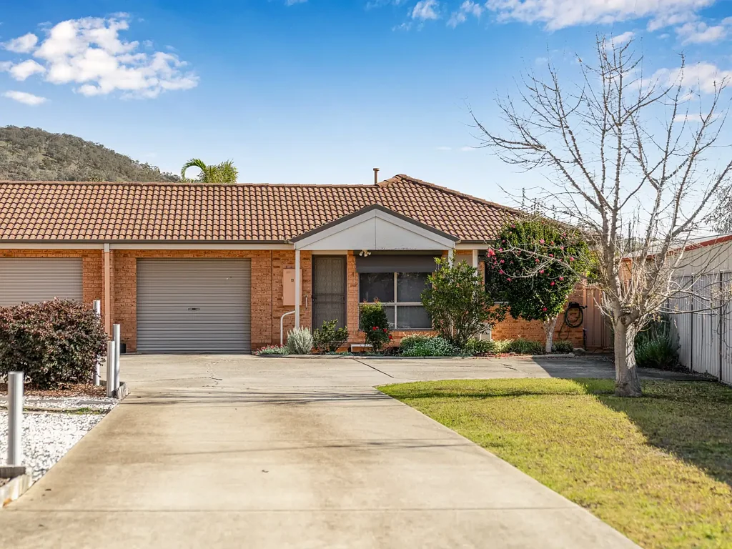 4/1 Kingfisher Drive, West Wodonga, VIC 3690