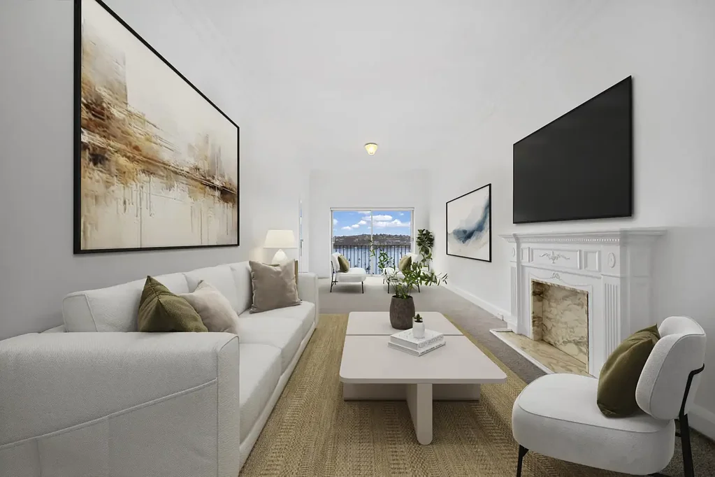 Prestige Three-Bedroom Living with Breathtaking, Glistening Harbour Views