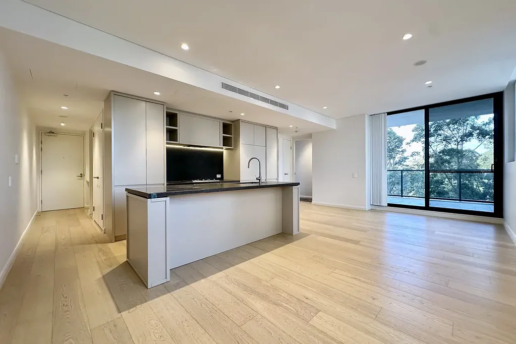 Bright & Spacious 2 Bedroom | 2 Bathroom | Unfurnished | Steps to Macquarie Metro