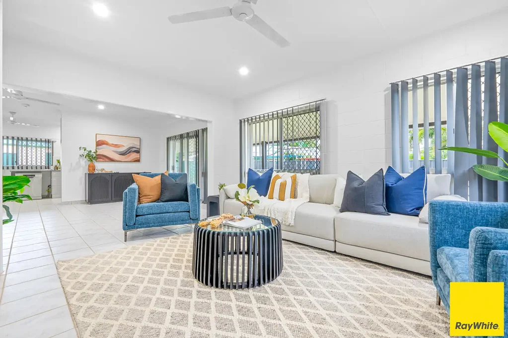 9 Pera Close, Bentley Park, QLD 4869