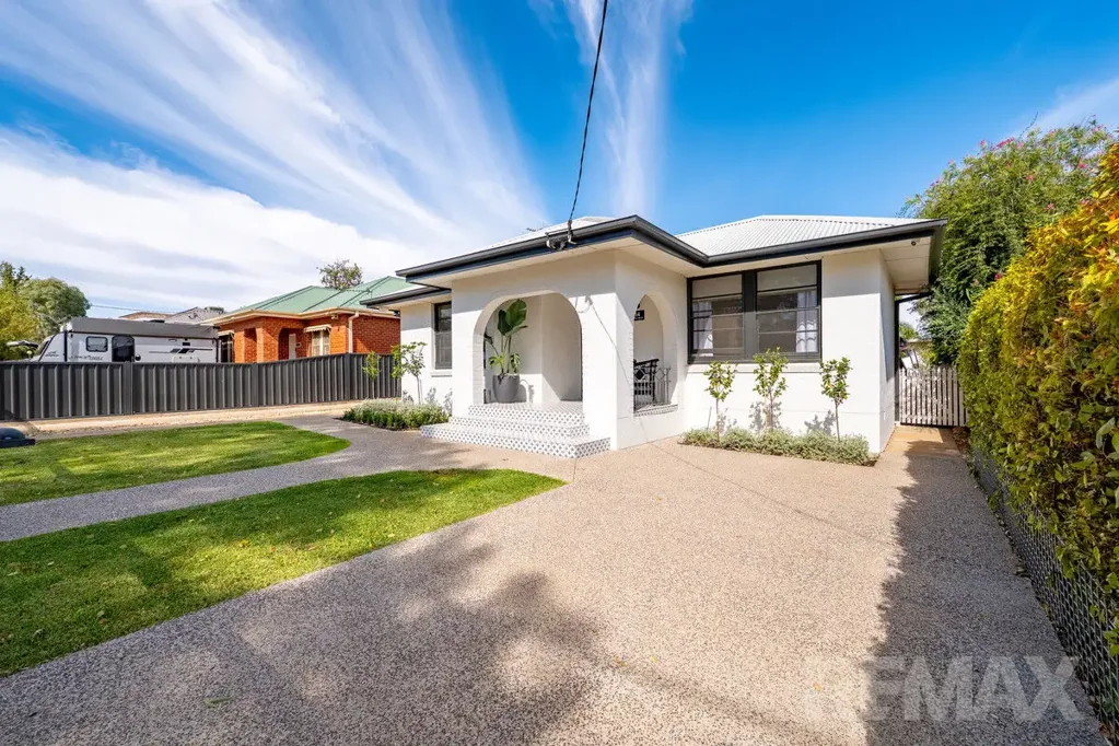 14 Dalton Street, Turvey Park, NSW 2650