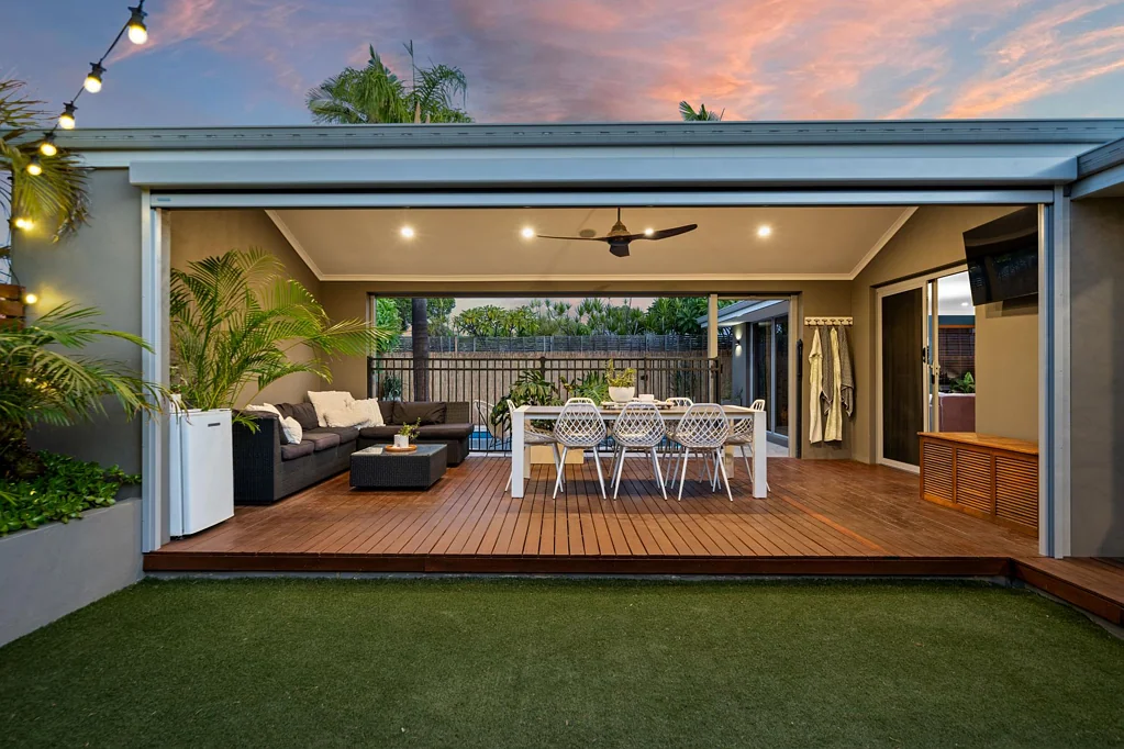 Greenwood 4 Bedroom Inspired inside  Oasis outside