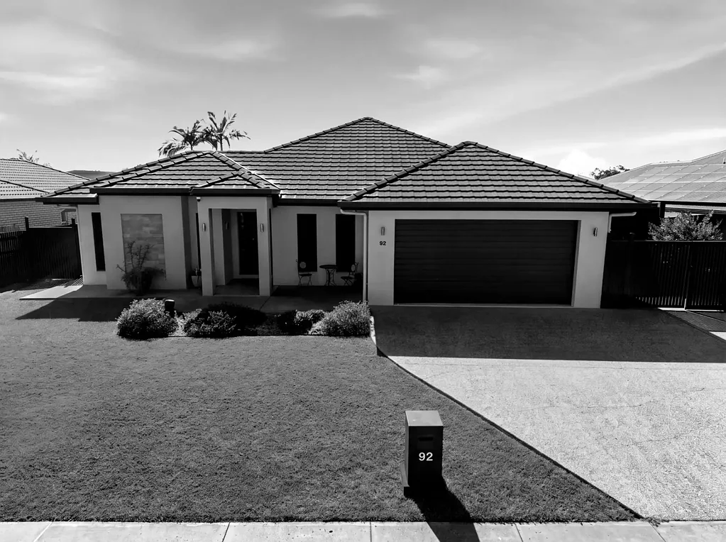 Bohle Plains 5Moenga Executive Family Living With Space, Style & Functionality