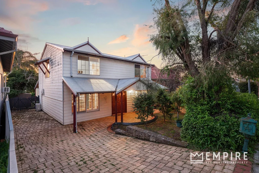 31 Shepherd Street, Beaconsfield, WA 6162