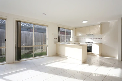 49 Pommel Street, Pakenham, VIC 3810, 4 Bedrooms, 2 Bathrooms, House