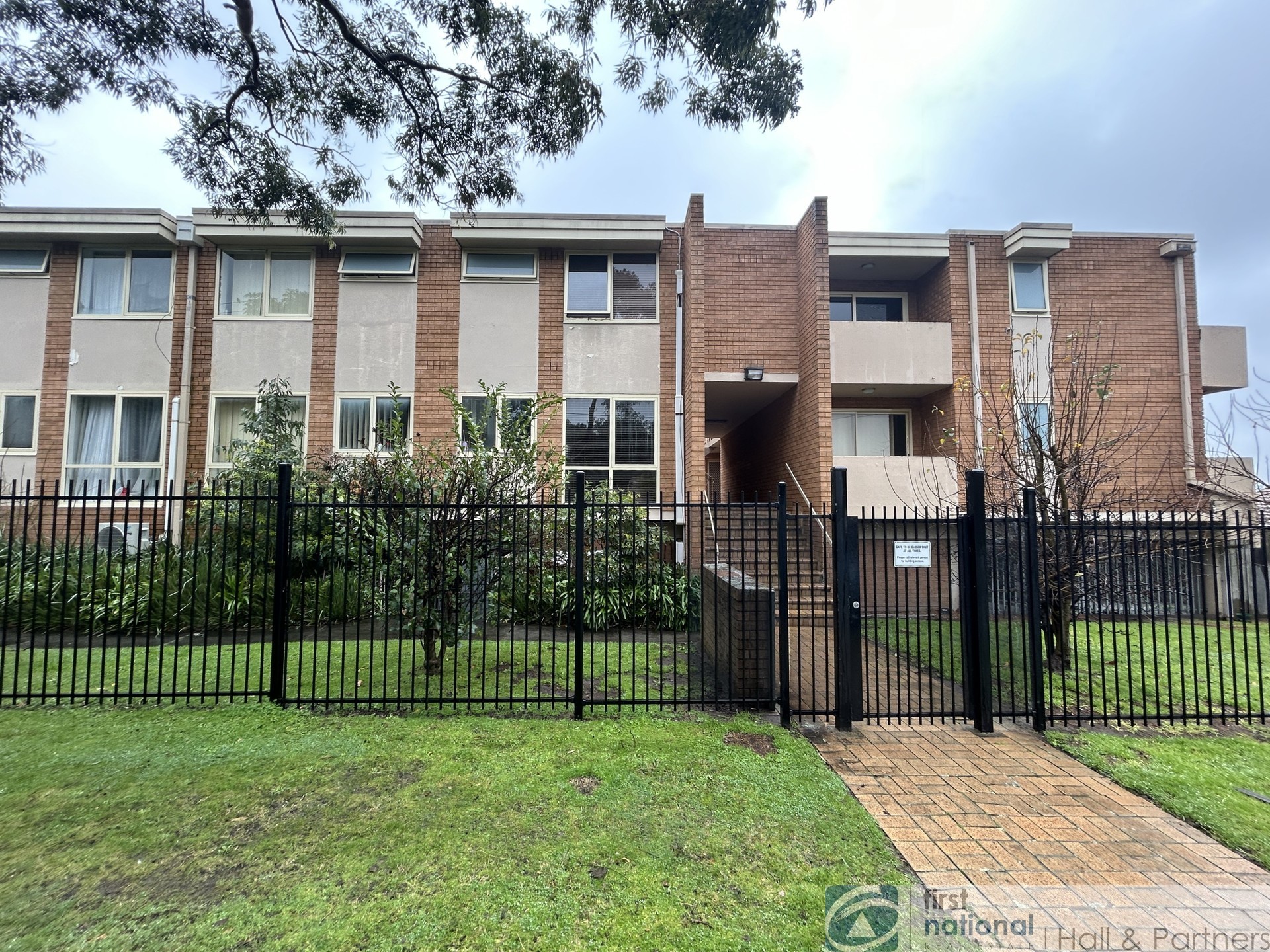 UNIT 8 9-11 WELLER ST, DANDENONG VIC 3175, 0 Kuwarto, 0 Banyo, Unit