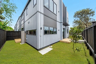 42 Church Road, Mangere Bridge, Manukau City