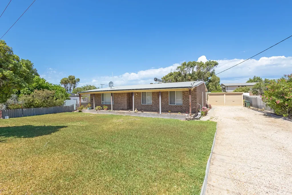16 Valencia Road, Cervantes, WA 6511
