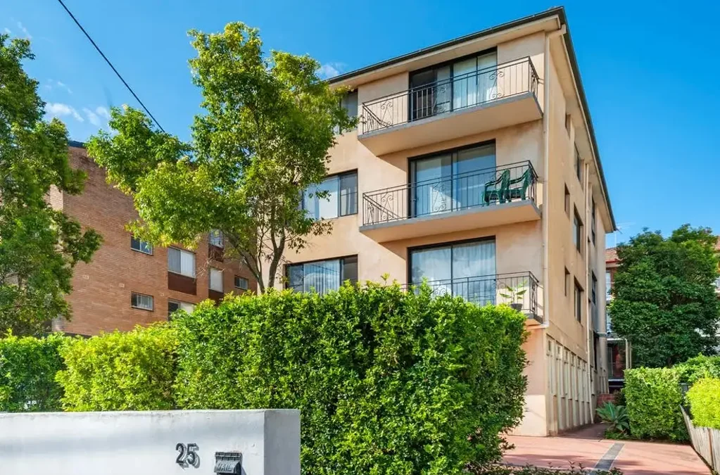 2/25 Morrison Road, Gladesville, NSW 2111