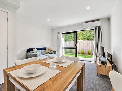 Frankton 2chambre Life's Too Short for High Maintenance!