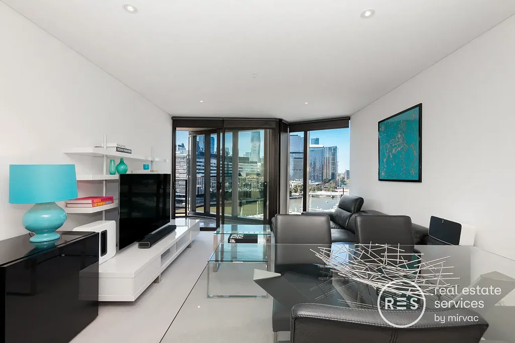 Waterfront Elegance in the Heart of Yarra's Edge