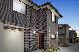 2/53 Canberra Street, Oxley Park