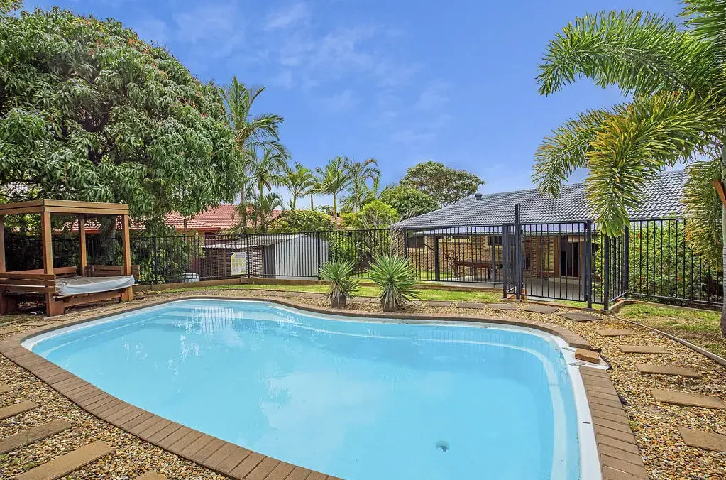 Family Home with Pool & Enclosed Yard - Close to Schools & Shops