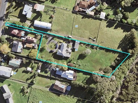 Whenuapai 4 Bedroom Home on 4980m² Upcoming Land–Blue Chip Investment!