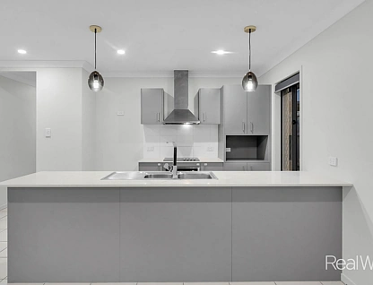 18 Magpie Crescent, Redbank Plains, Ipswich - Greater Region, 4 ห้องนอน, 2 ห้องน้ำ, House