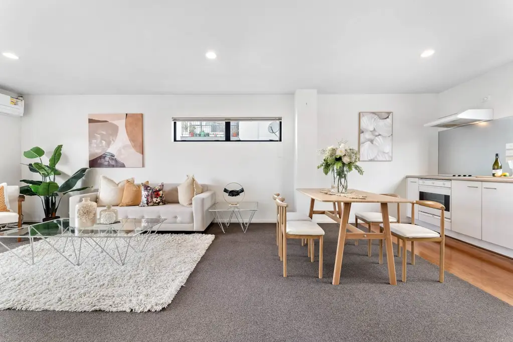 New Lynn 3房 More Home for Your Money in a Prime Location