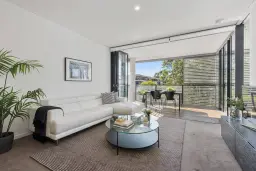 304/5 Sterling Cct, Camperdown