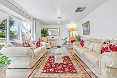 लिविंग रूम - 48 Jamieson Avenue, Rowville, VIC 3178