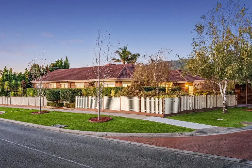 Rowville 4બેડરૂમ Your Next Perfect Chapter Begins Here
