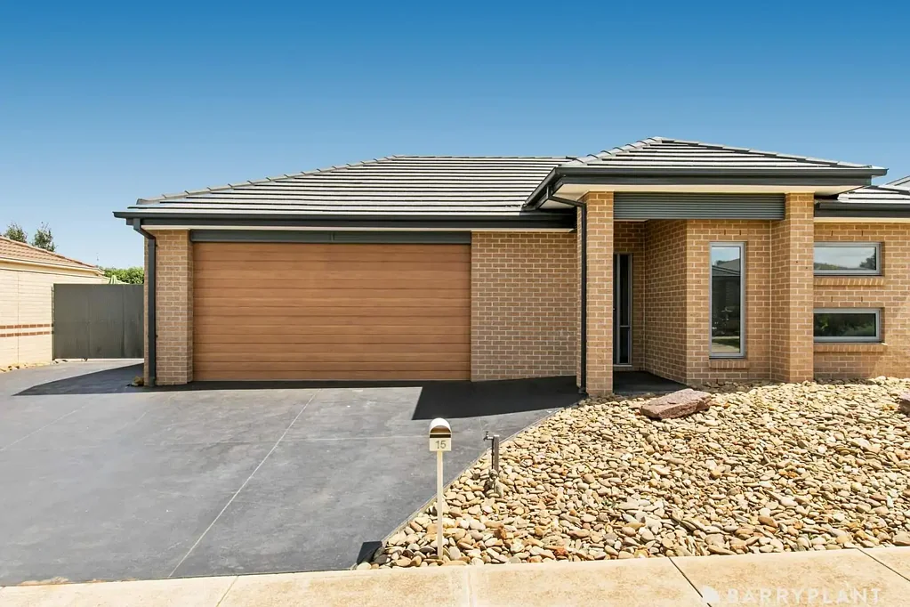 4-Bedroom Home in Waterford Rise