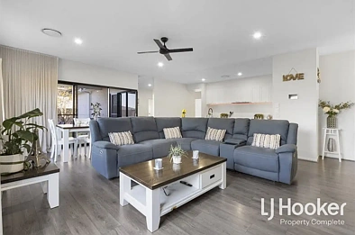 61 Neumann Drive, Yarrabilba, QLD 4207, 4 Bedrooms, 2 Bathrooms, House