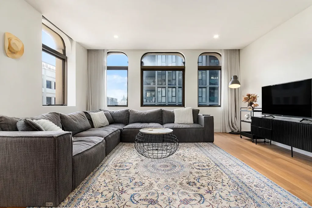 Newcastle 1chambre Boutique Heritage Warehouse Conversion in Newcastle’s Coastal Heart