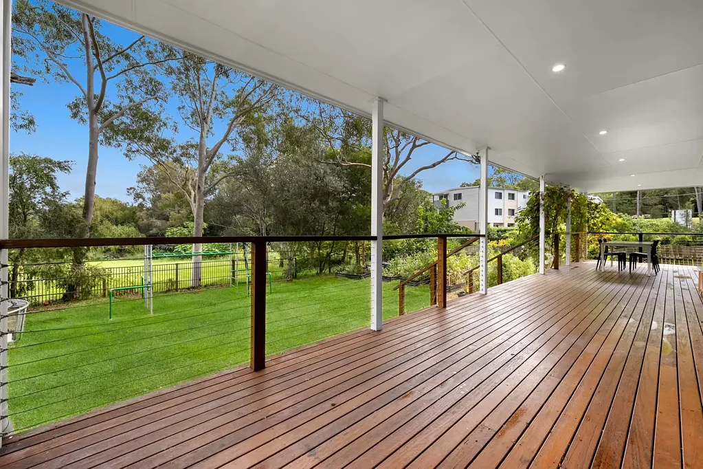 Stunning Oasis On A 1/4 Acre Block